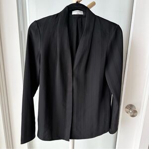 Babaton Power blouse